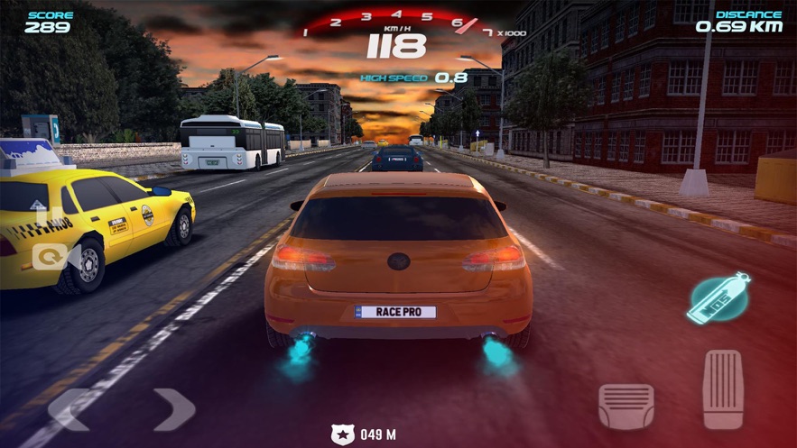 交通速度大师级赛车iphone版游戏截屏3