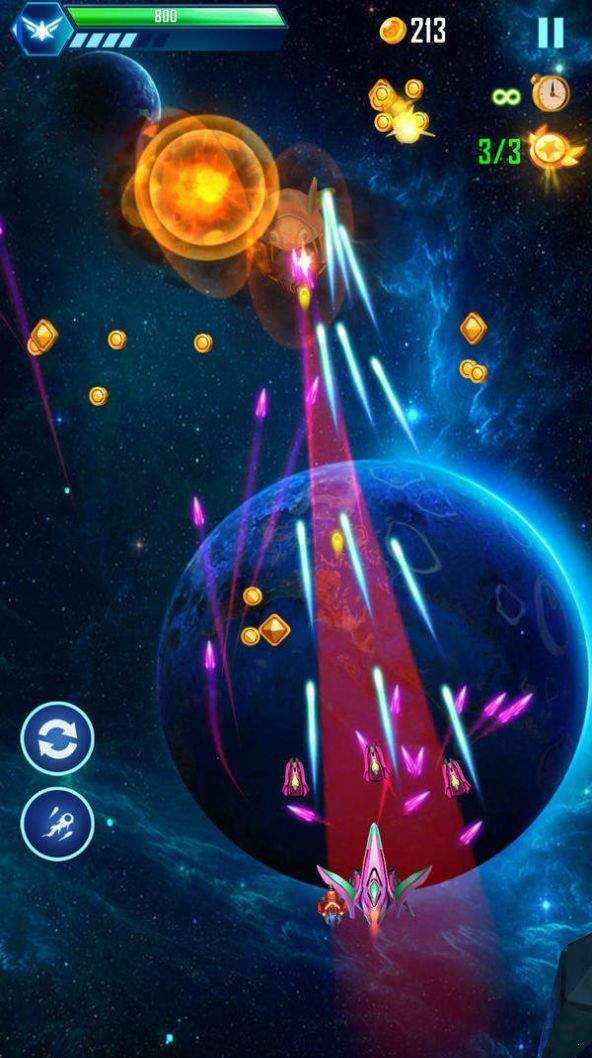 太空遨游战机安卓红包版游戏截屏1
